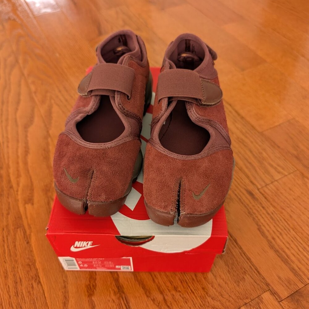 Nike Air RIFT BR Maroon Women Lifestyle Casual Strap Shoes HQ1474-201